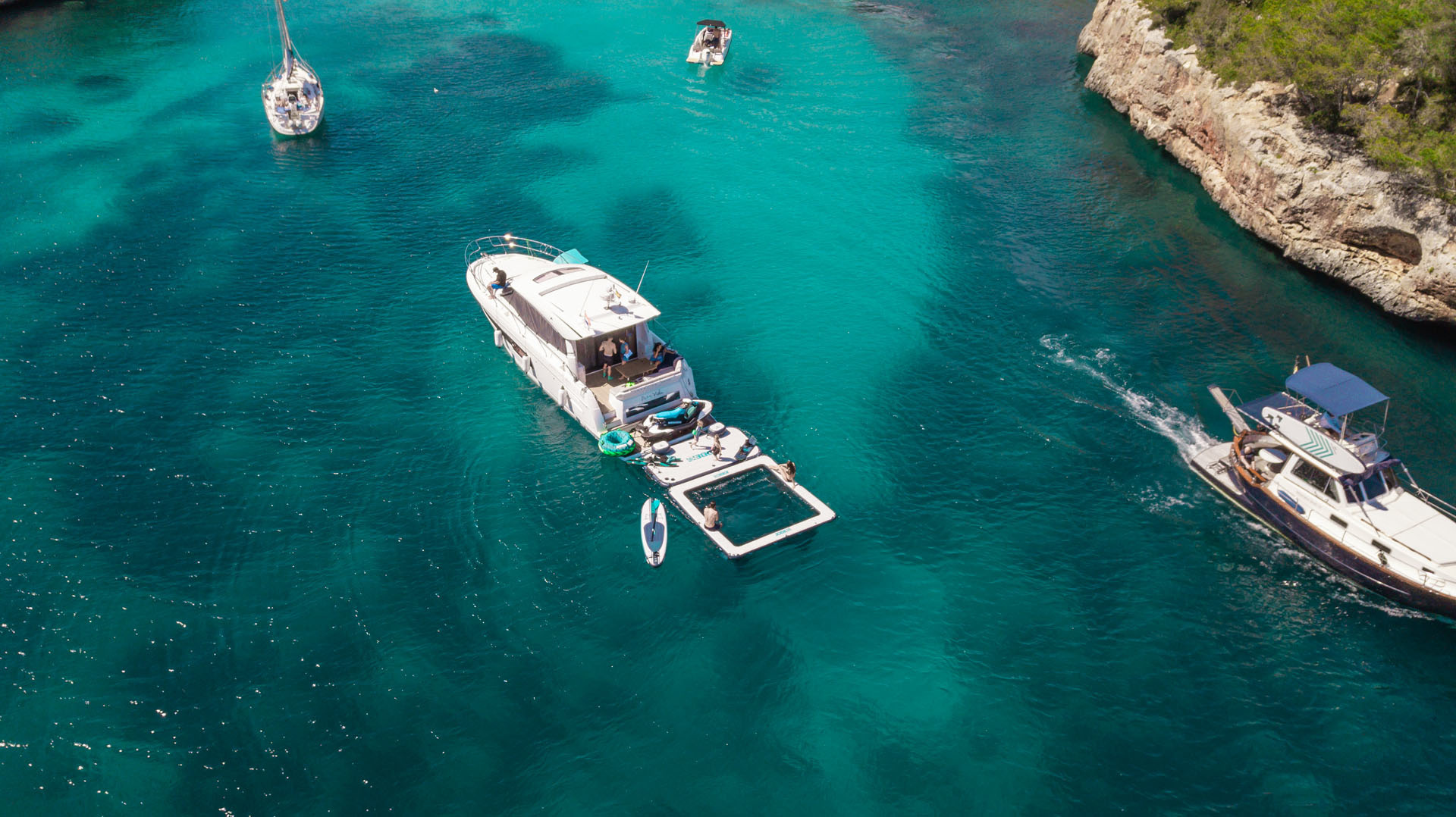 Jobe Infinity Island Opblaasbaar Platform met Pomp