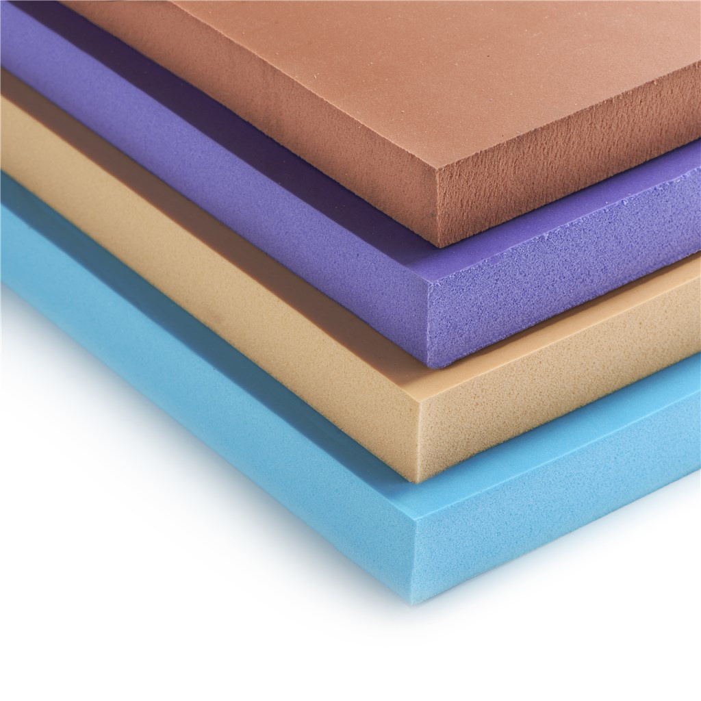 Regufoam D300 zelfklevend 40x12x1500 mm