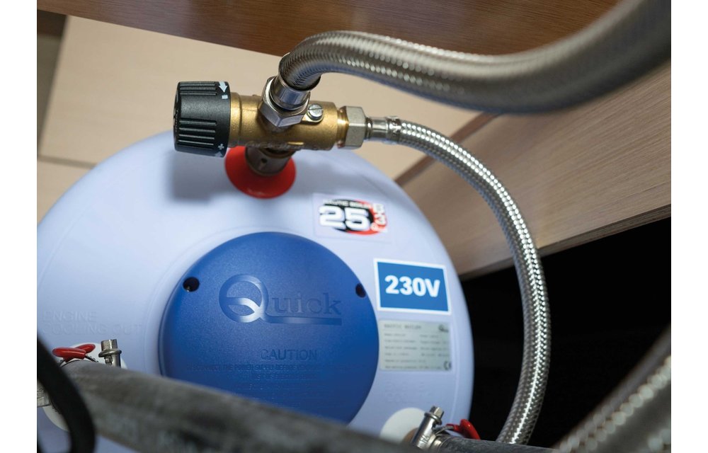 Quick B3 Boiler 40 liter 220V/800 W