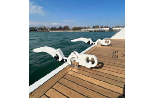 Hurley H2O Davit System 8 White Mount Hard Bottom w/foot plate to perm. mount to swim platf