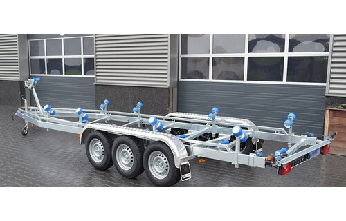 Vlemmix Boottrailer "M" | 7,8 m (as 3×1500 kg)