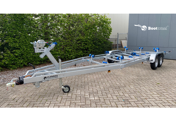 Vlemmix Boottrailer "Q" | 8,4 m (as 2×1800 kg)