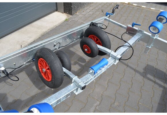 Boeggeleiders met steunen