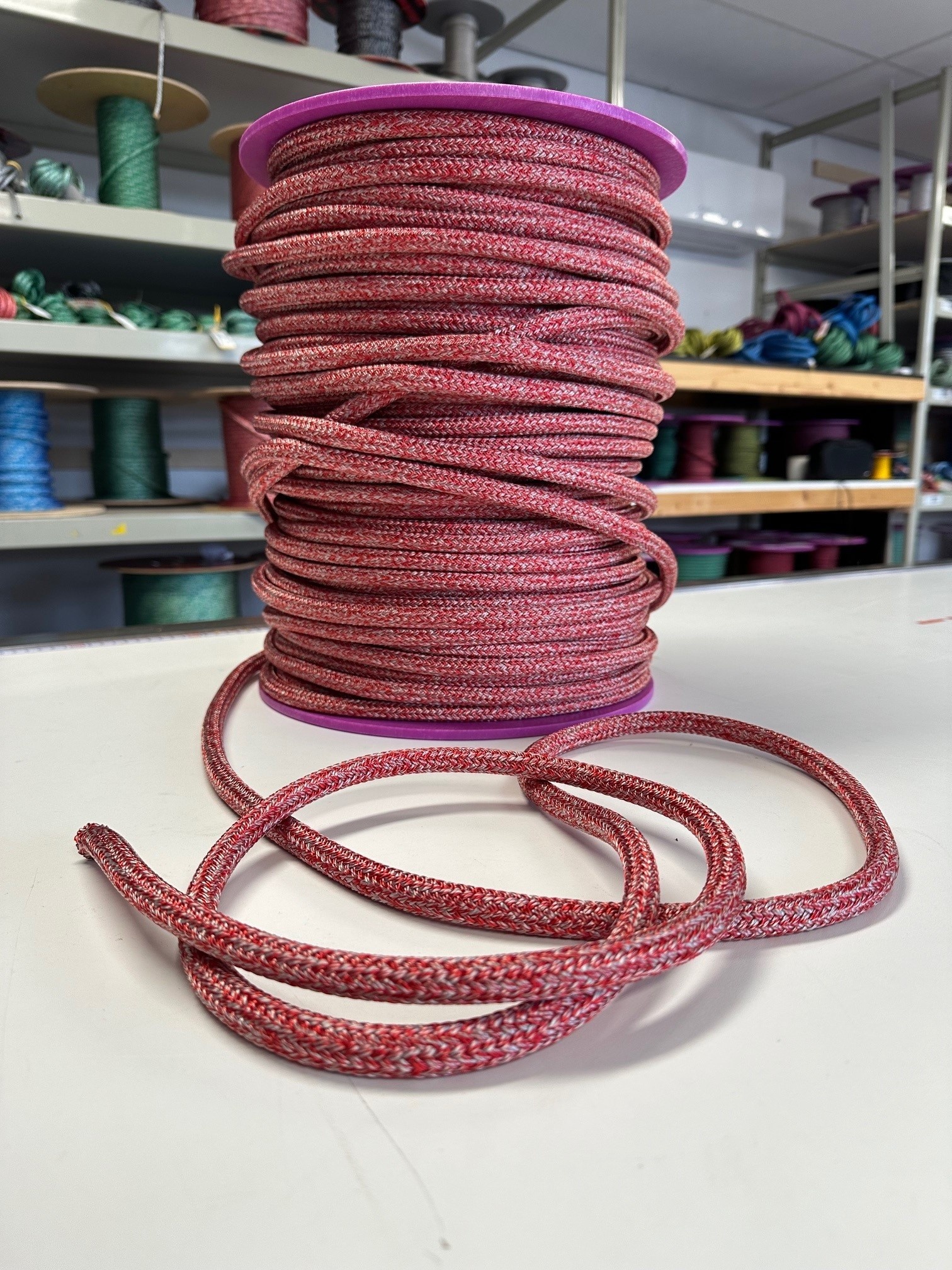 Offshore vallen en schoten rood - Boottotaal.be