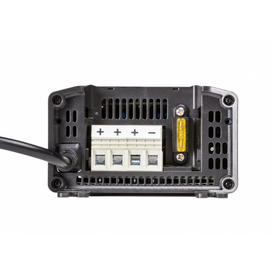 Blue Smart IP22 Charger 12/20 (3)