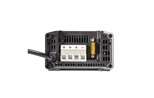 Blue Smart IP22 Charger 12/15 (3)