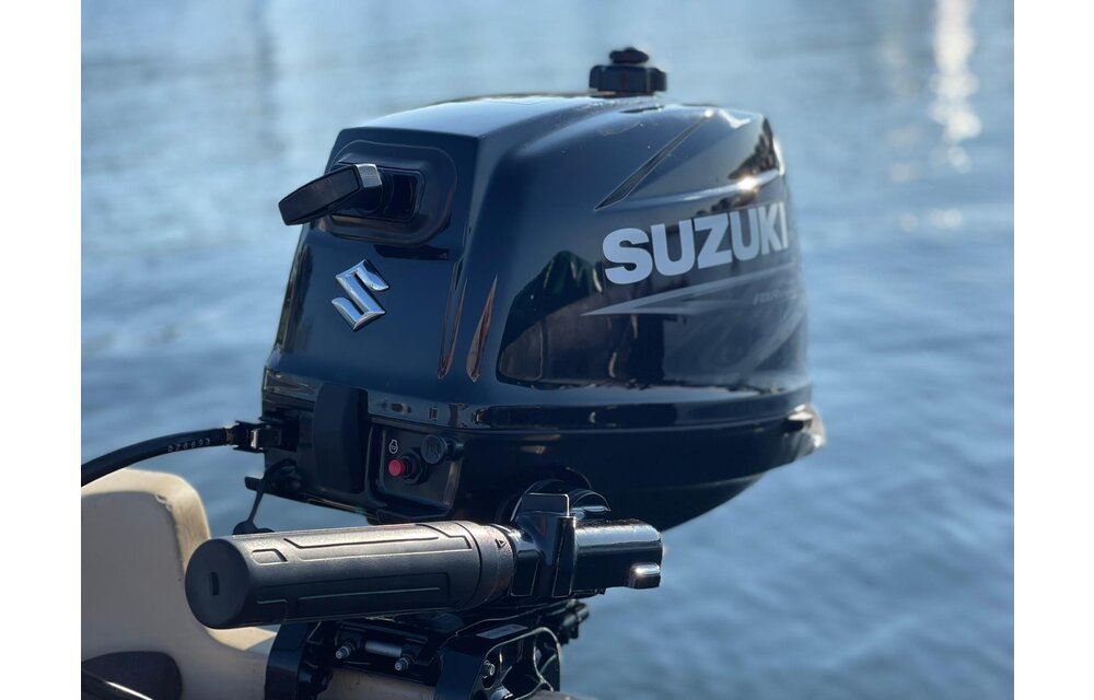 Suzuki buitenboordmotor 6 pk - DF6A - Kortstaart - Zwart