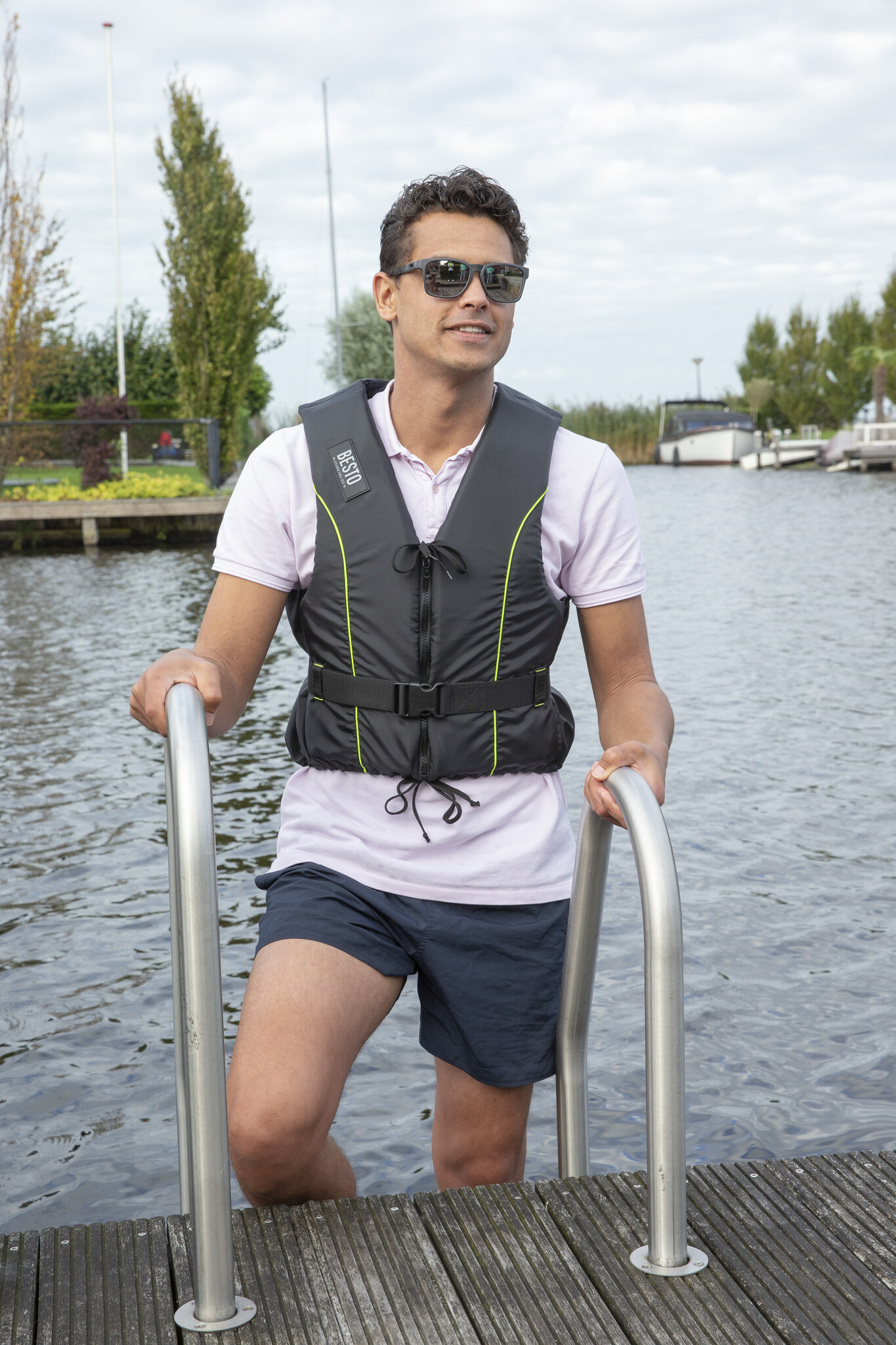 Besto Dinghy Zipper zwemvest 50N Zwart/Gele streep