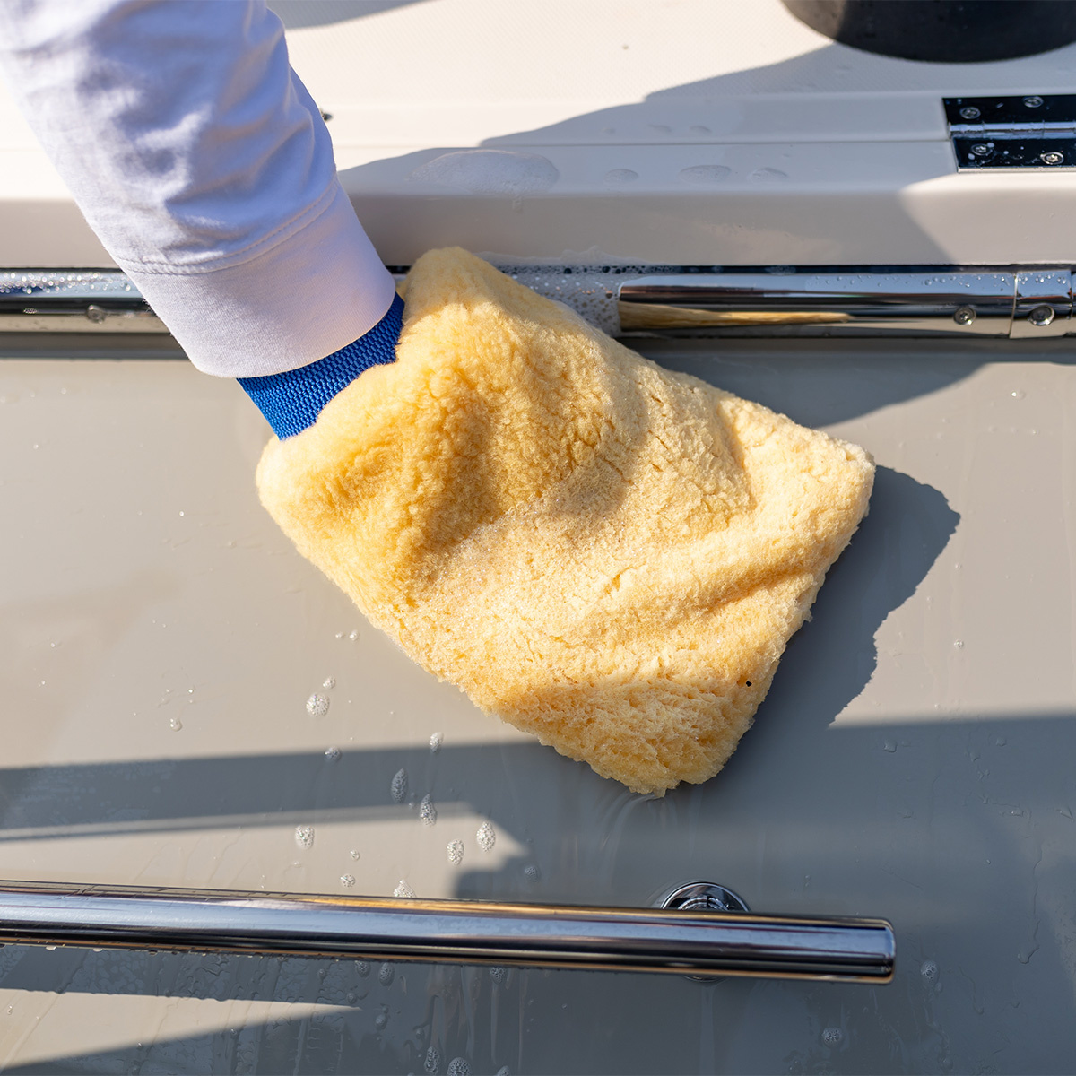 Deckmate Synthetische lamswol washandschoen