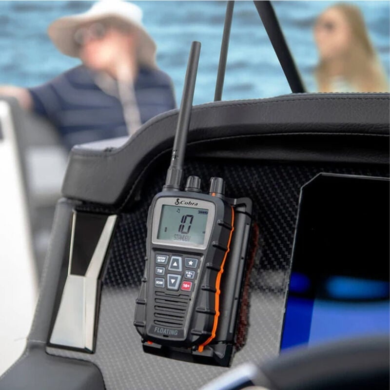 Cobra BlueBound 350 VHF — drijvende handheld marifoon (6W, IPX7, USB-C)