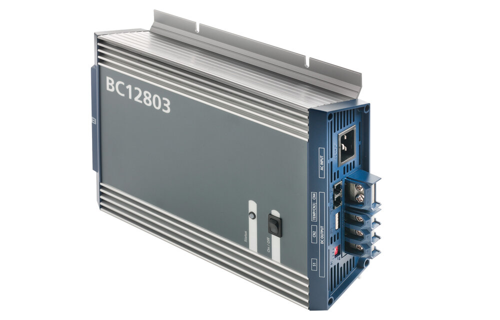VETUS Acculader 12V
