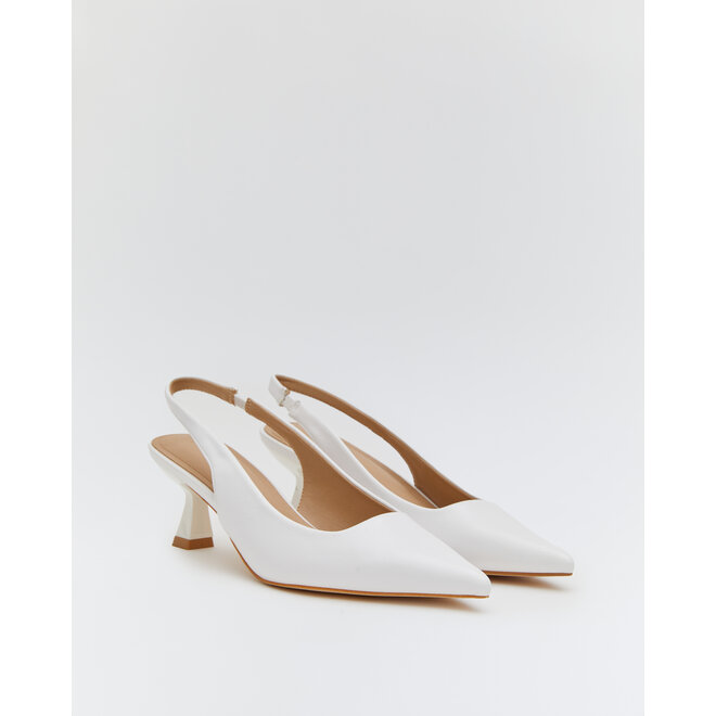 Slingback Heels Weiss