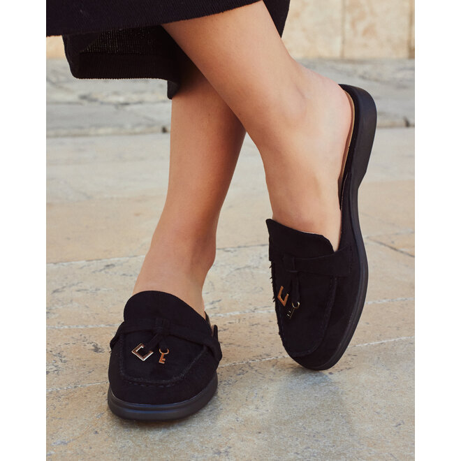 Instap Loafers Zwart Suedine Bedeltjes