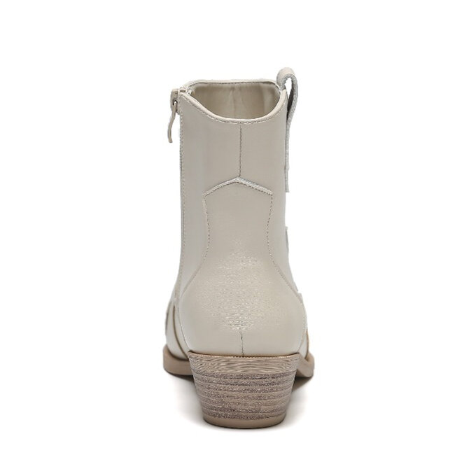 Kurze Cowboystiefel Beige Flamme Absatz