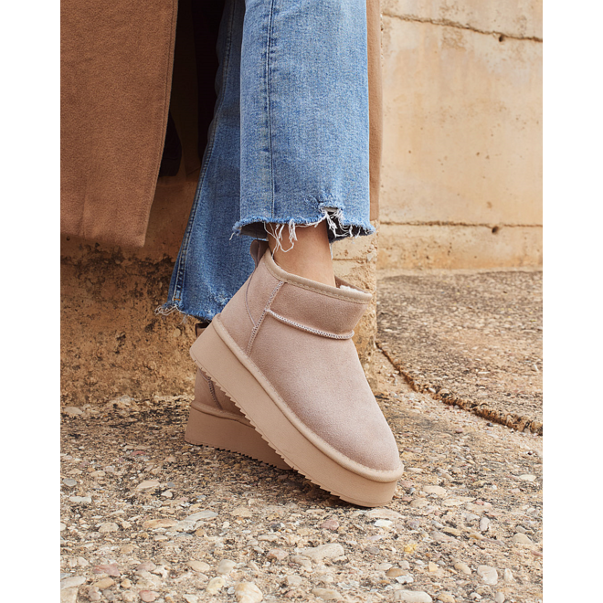 Ugie Boots Beige Lederplattform