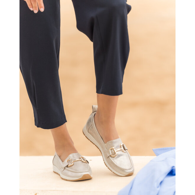 Mokassins Beige Schnalle Gold Spray