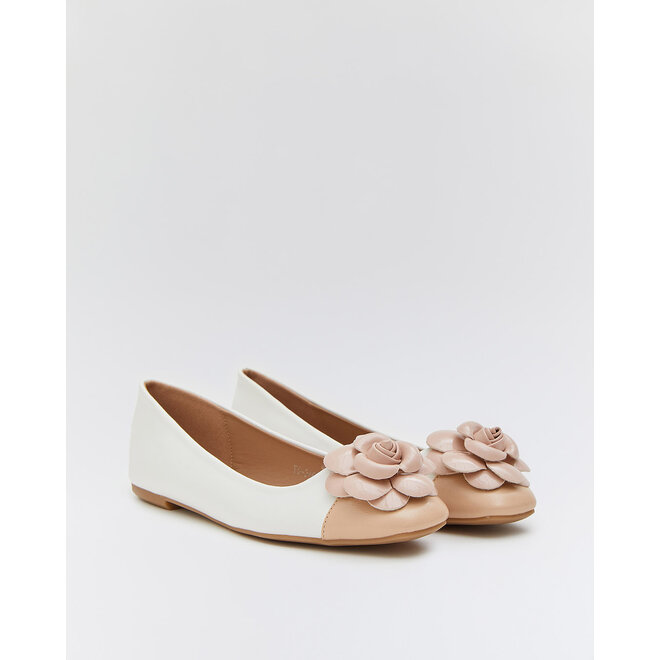 Ballerina Weiß Blume Nackt