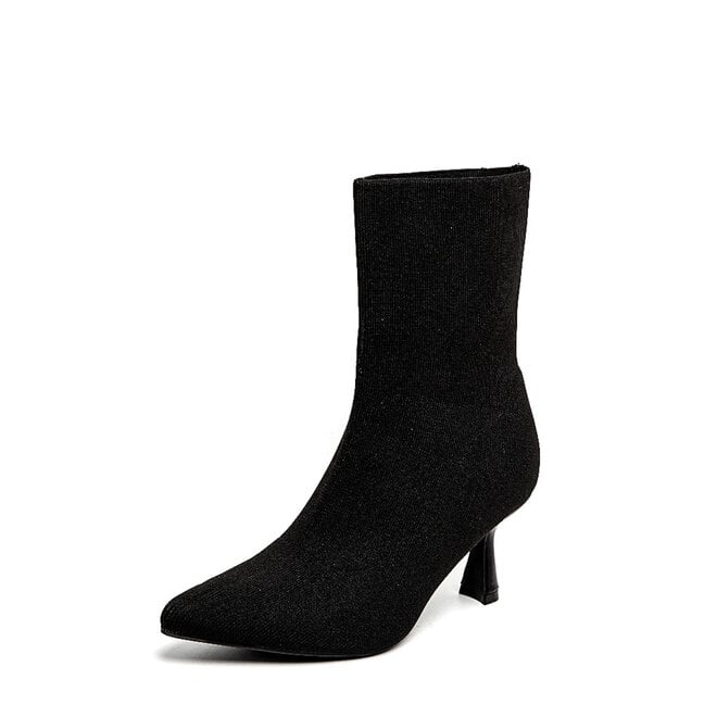 Sock Boots Schwarz mit Kittenabsatz