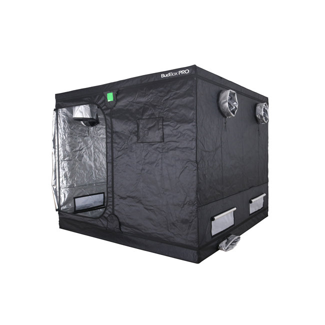 BudBox PRO TITAN Plus-HL - 2.4 x 2.4 x 2.2m Silver Mylar Grow Tent