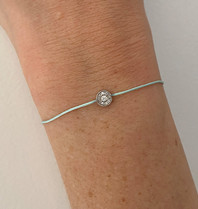 VANESSA TUGENDHAFT Vanessa Tugendhaft draad armband met diamanten aqua zilver