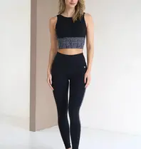 House of Gravity Copy of House of Gravity Divine crop top Pied de Poule