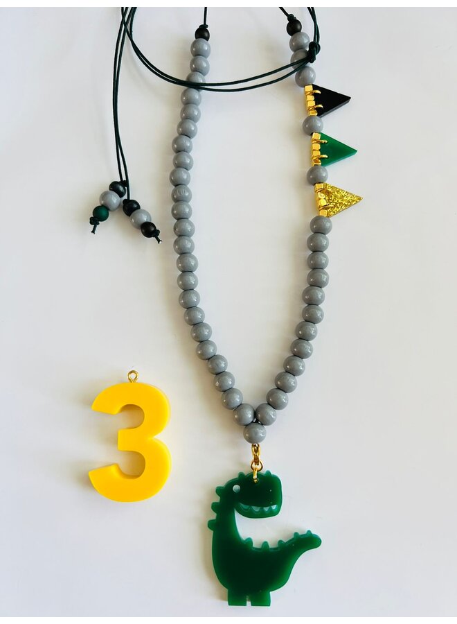 Verjaardagsketting | Grijs (incl. dino bedel en cijfer)