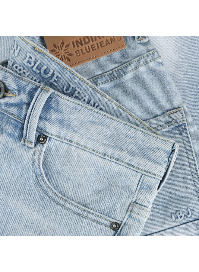 2651Wide Loose Light Jeans 960523 | Light Denim Blue 7775 (S26)