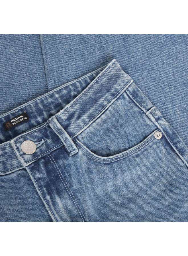 Wide Fit  7069 | Light Denim -7167 (AW26)