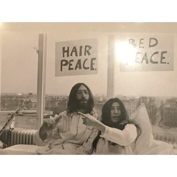 Nico Koster Foto John Lennon & Yoko Ono - ‘Bed-In for Peace’ 1969 | Fotograaf Nico Koster