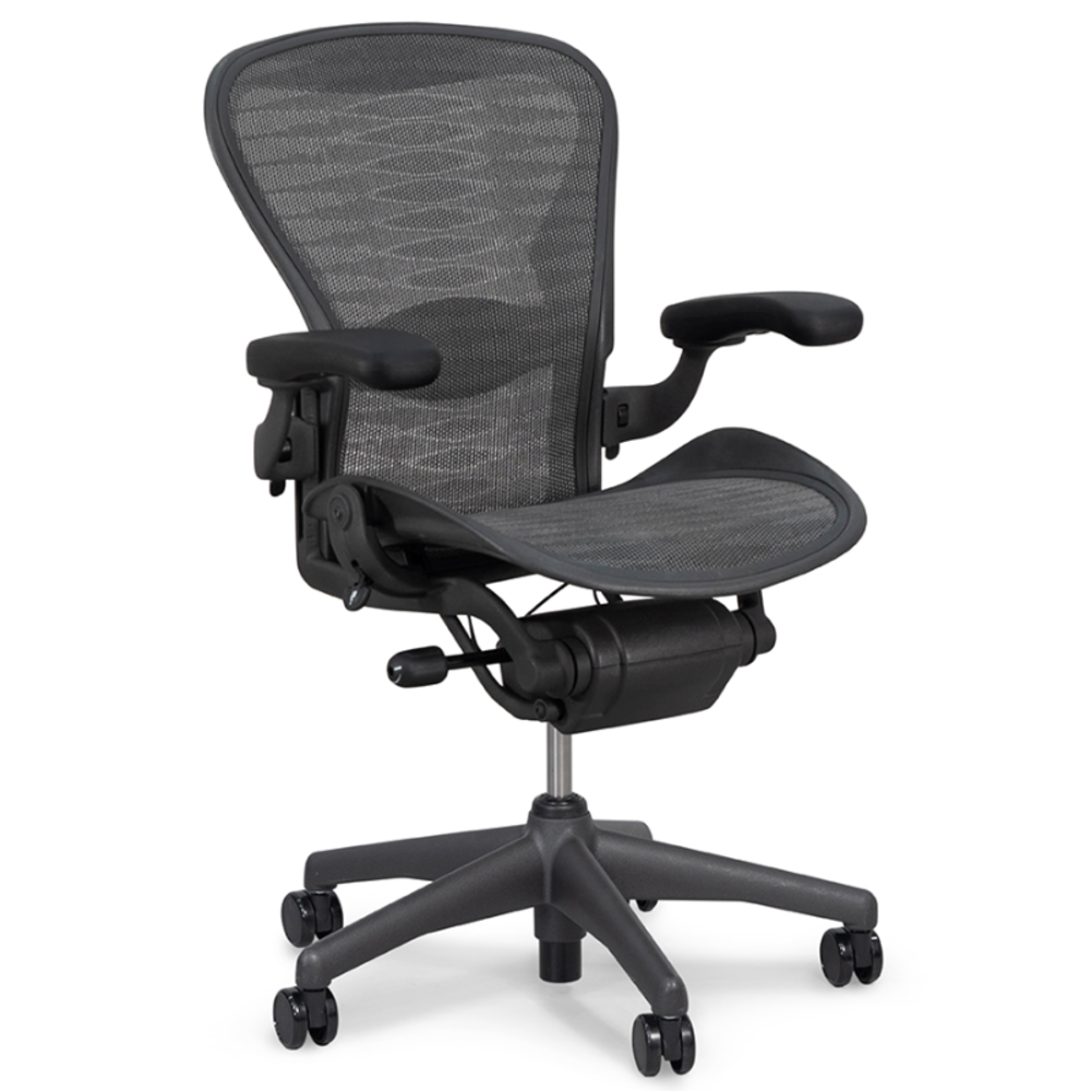 Herman Miller Aeron Refurbished Office Chair, (Fixed Armrests), Size B  (Medium) - Graphite/Black