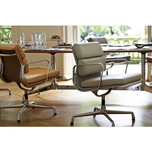 Vitra Vitra Soft Pad Group EA 207 stoel