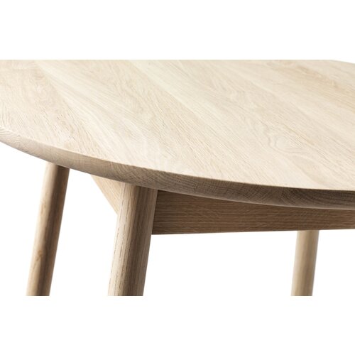 +Halle +Halle Nest Oak Table