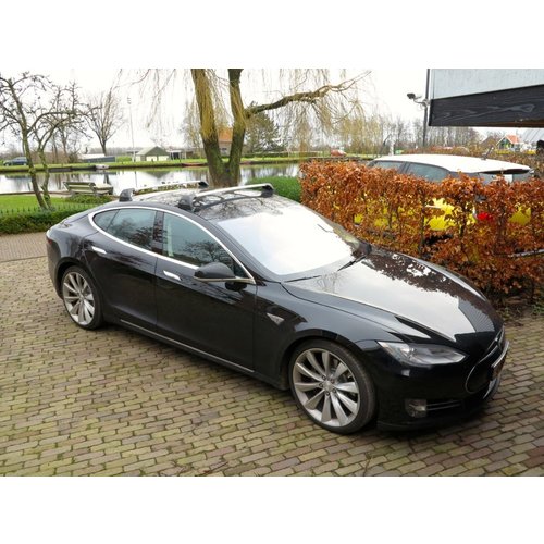 Yakima Yakima dakdragers Tesla Model S bouwjaar 2013 t/m 2015 met montagepunten en zonnedak