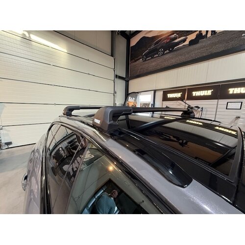 Thule WingBar Edge Thule WingBar Edge dakdragers Peugeot 508 SW bouwjaar 2018 t/m heden met gesloten dakrailing