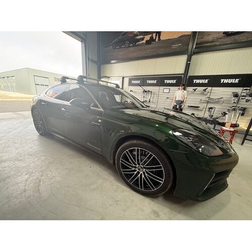 Thule WingBar Edge Thule WingBar Edge dakdragers Porsche Panamera bouwjaar 2023 t/m heden Thule WingBar Edge Thule WingBar Edge dakdragers Porsche Panamera bouwjaar 2023 t/m heden