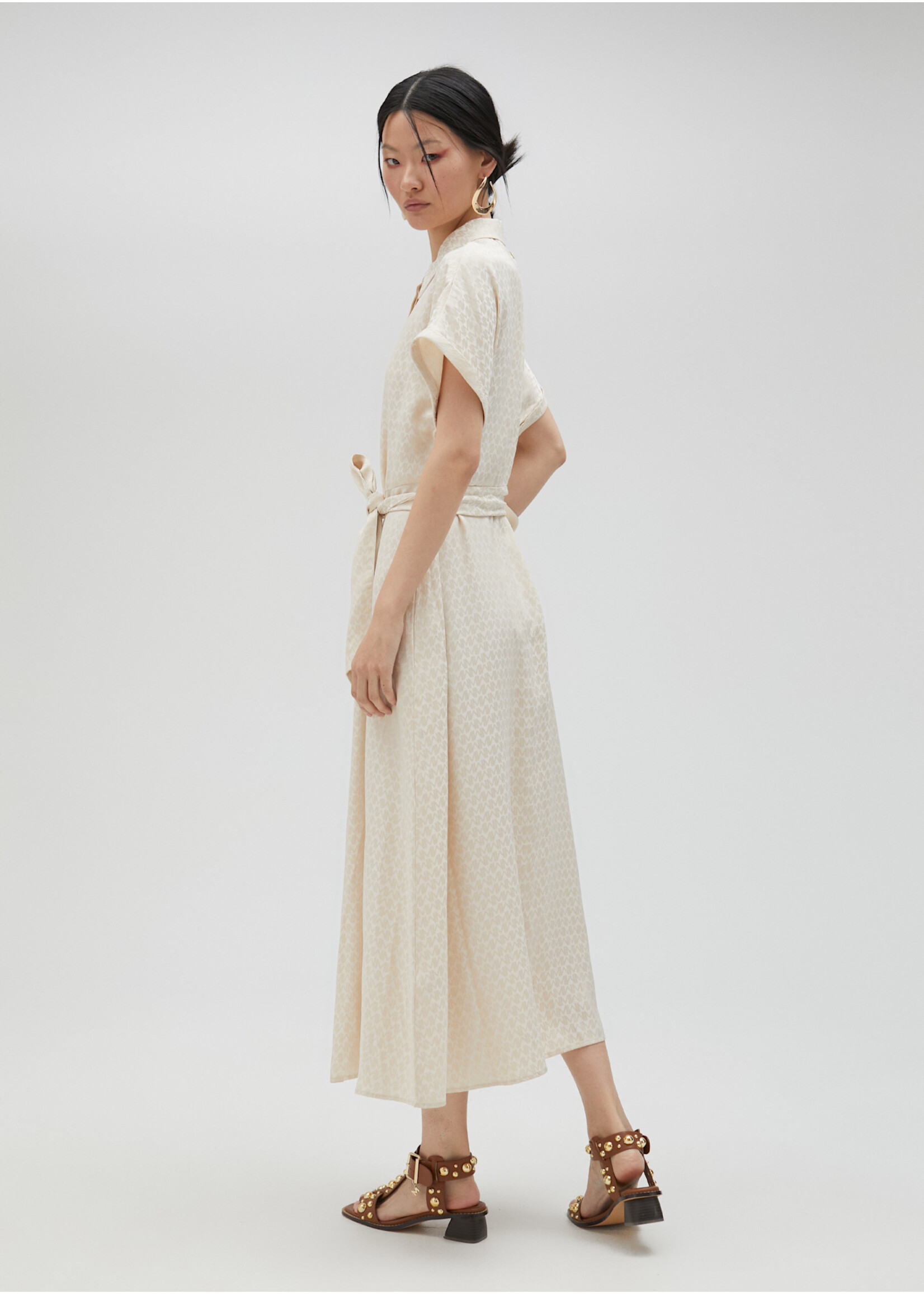 MS2516004 Robe
