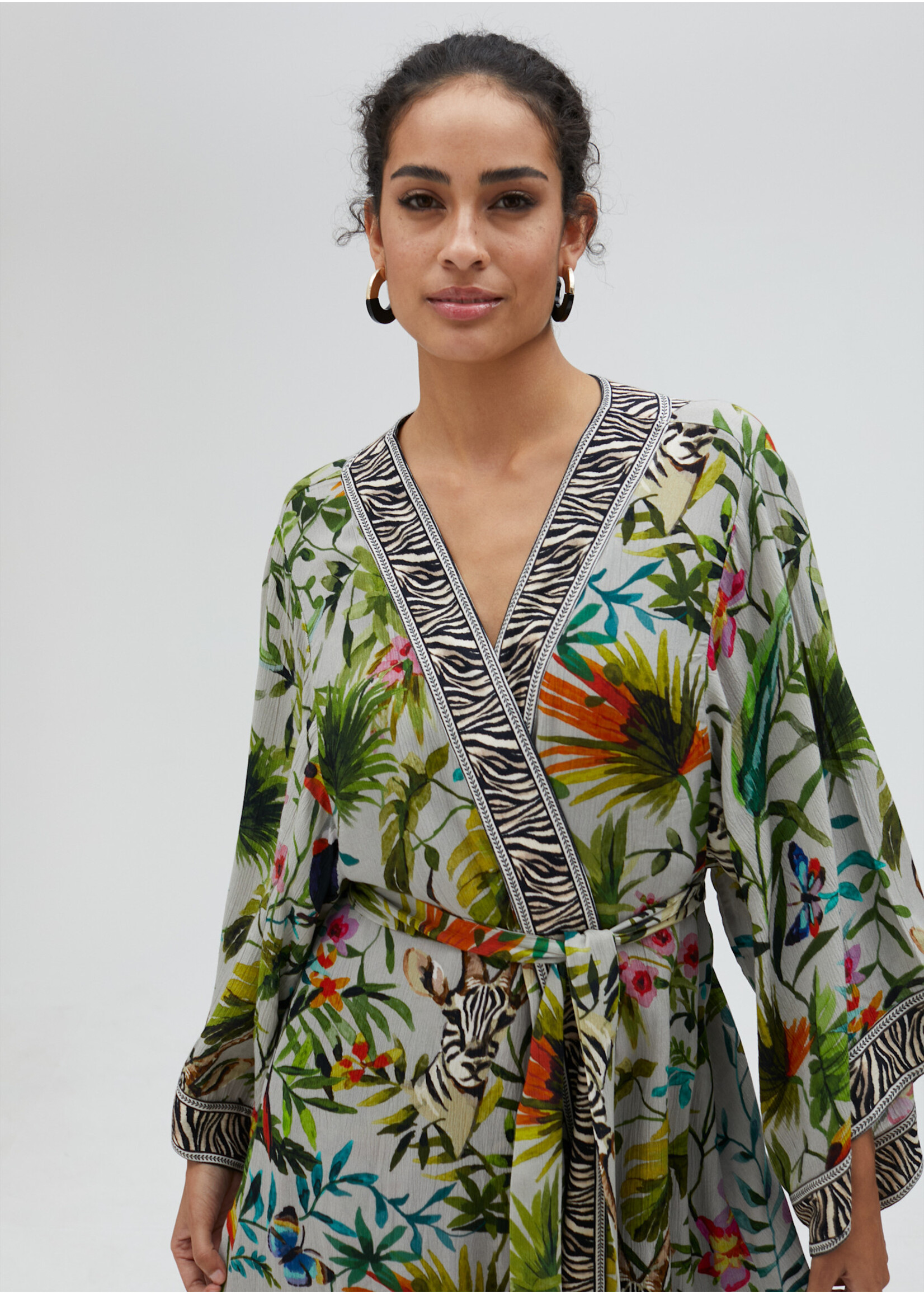 LS2516046 Kimono