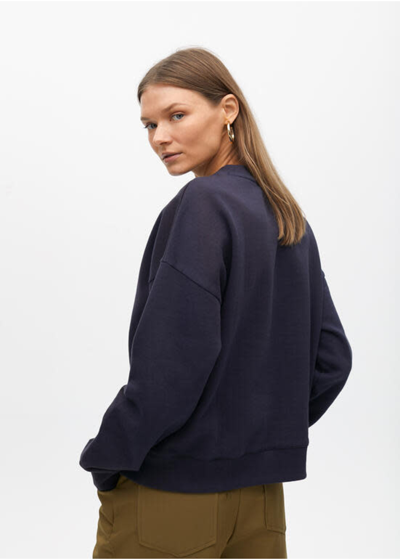 MF2511001 Sudadera animal con pedrería NAVY