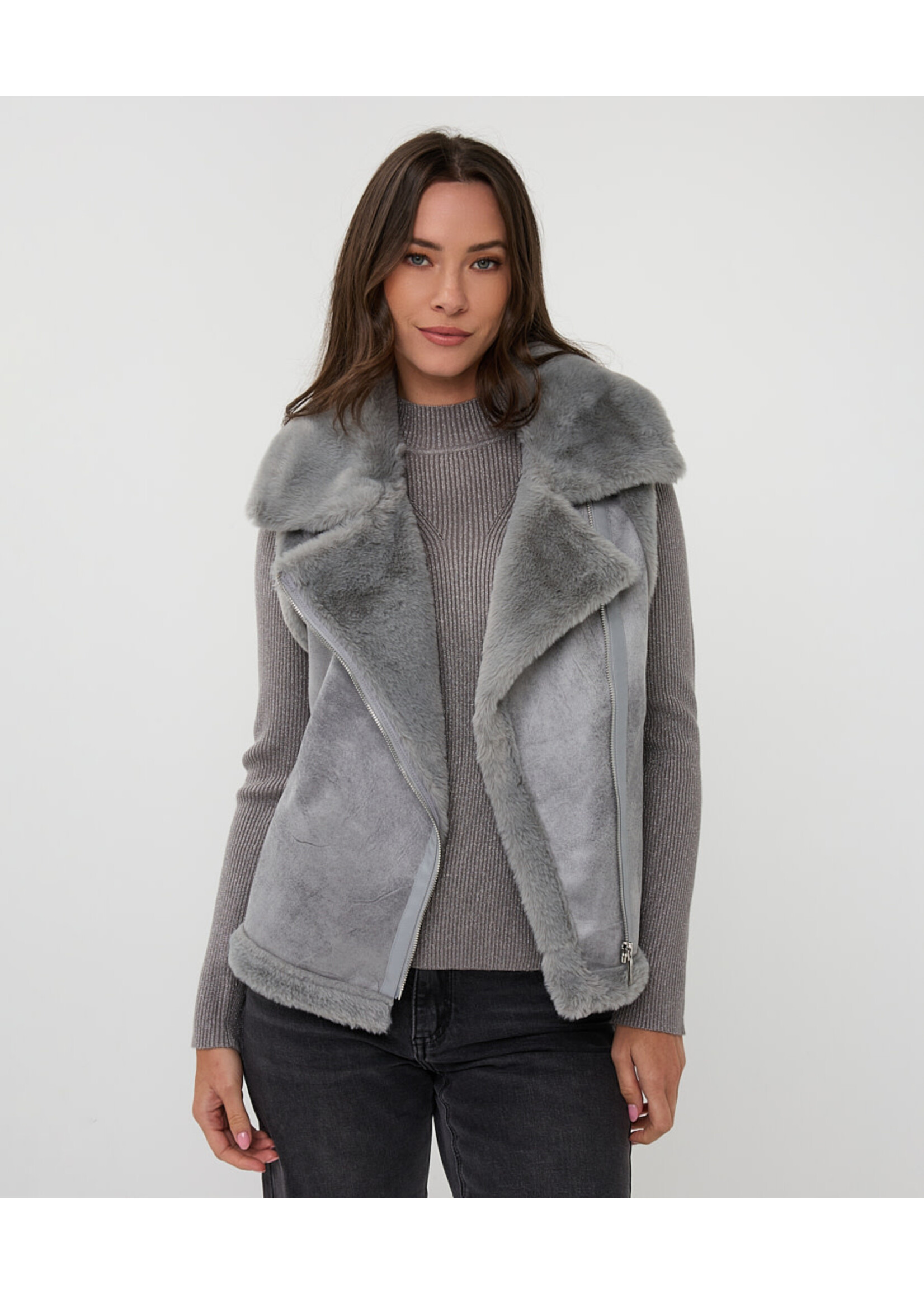 F25.37502 Gillet Fur