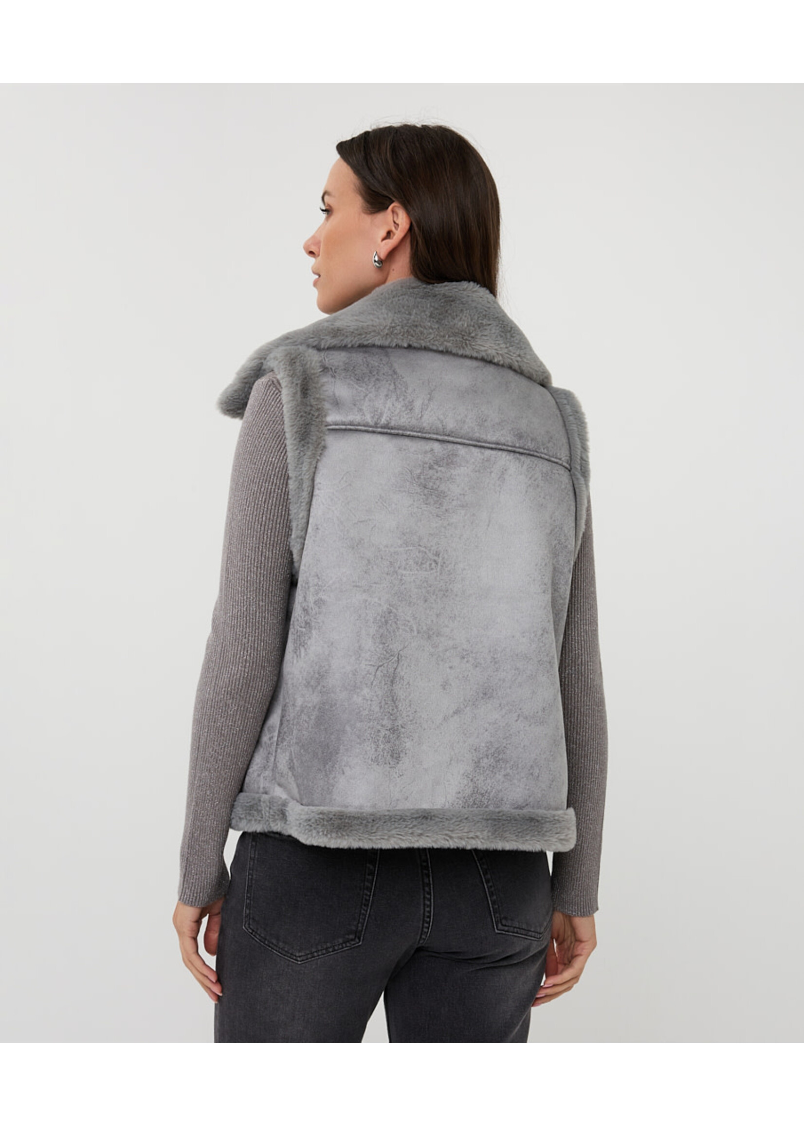 F25.37502 Gillet Fur
