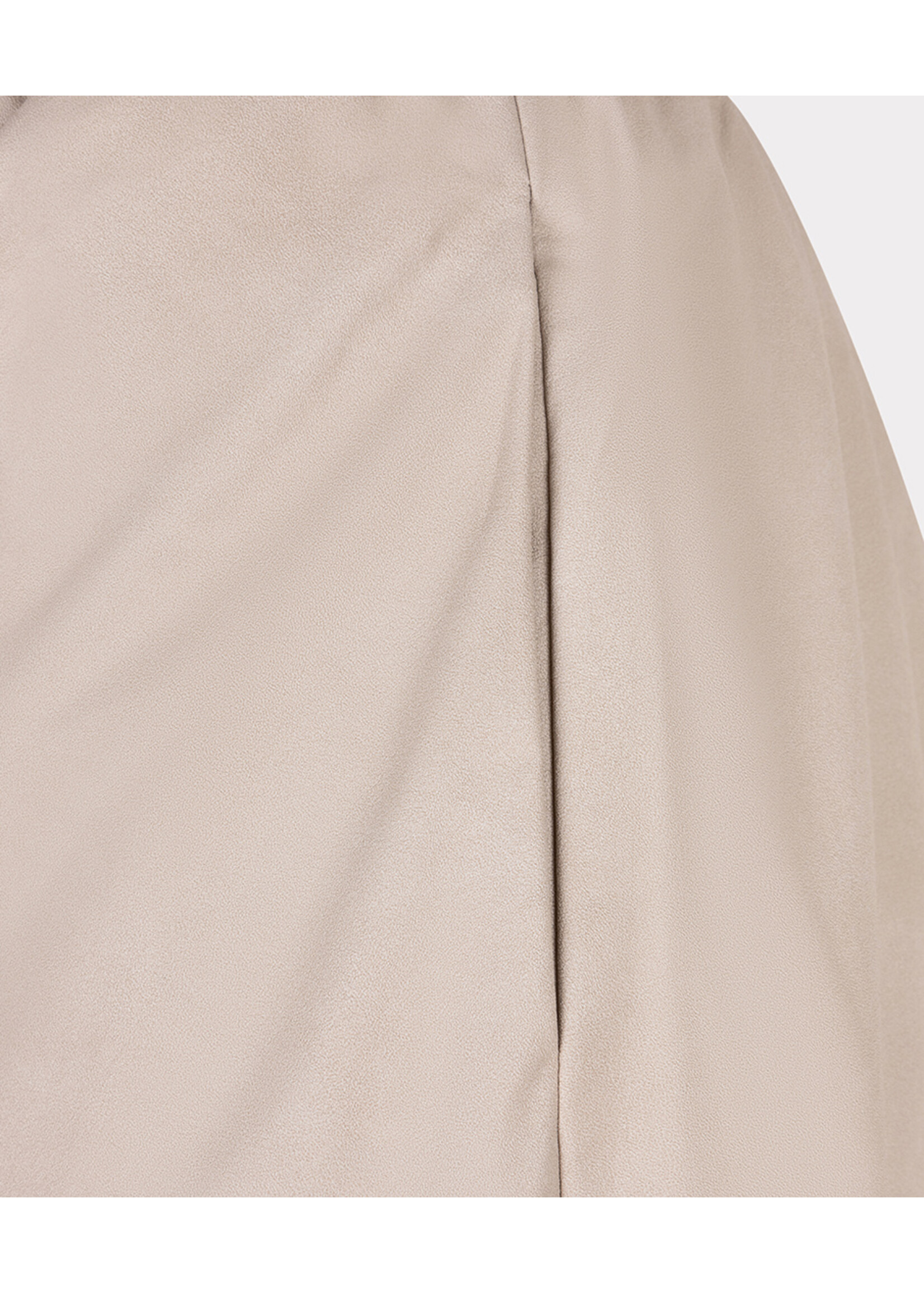 F25.11504 Skirt long lightweight PU