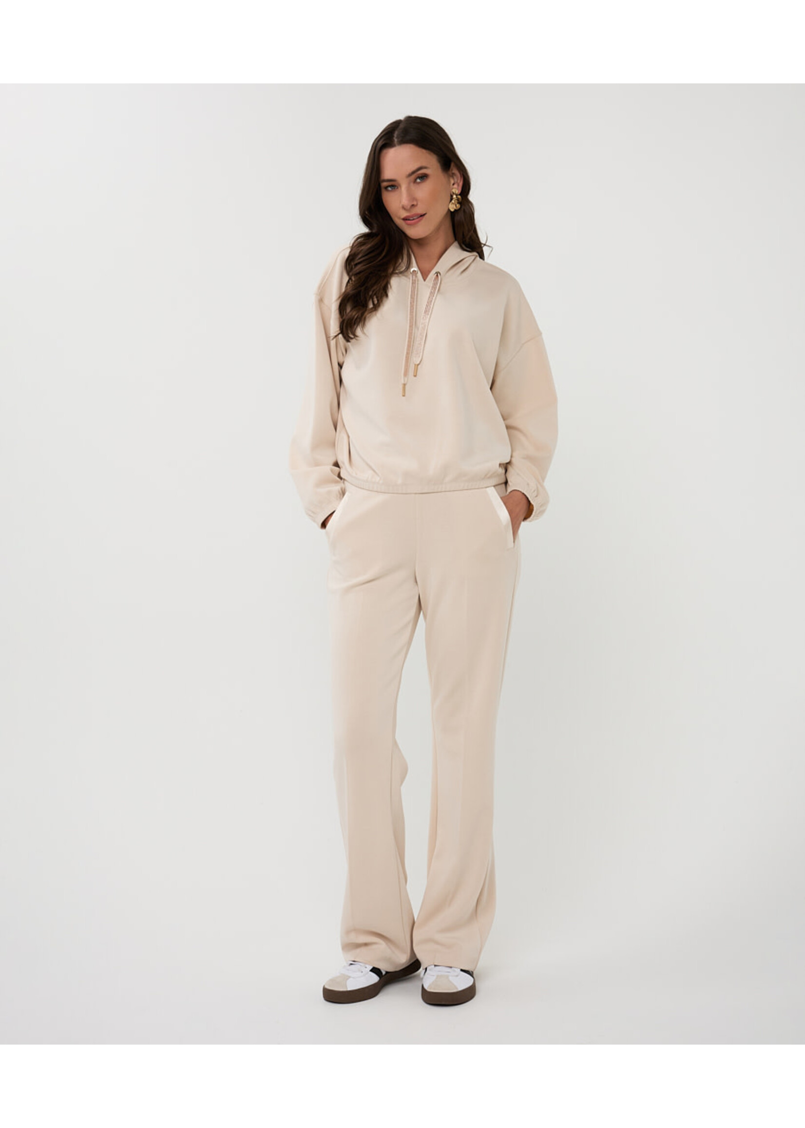 F25.05502 Sweater hoodie modal