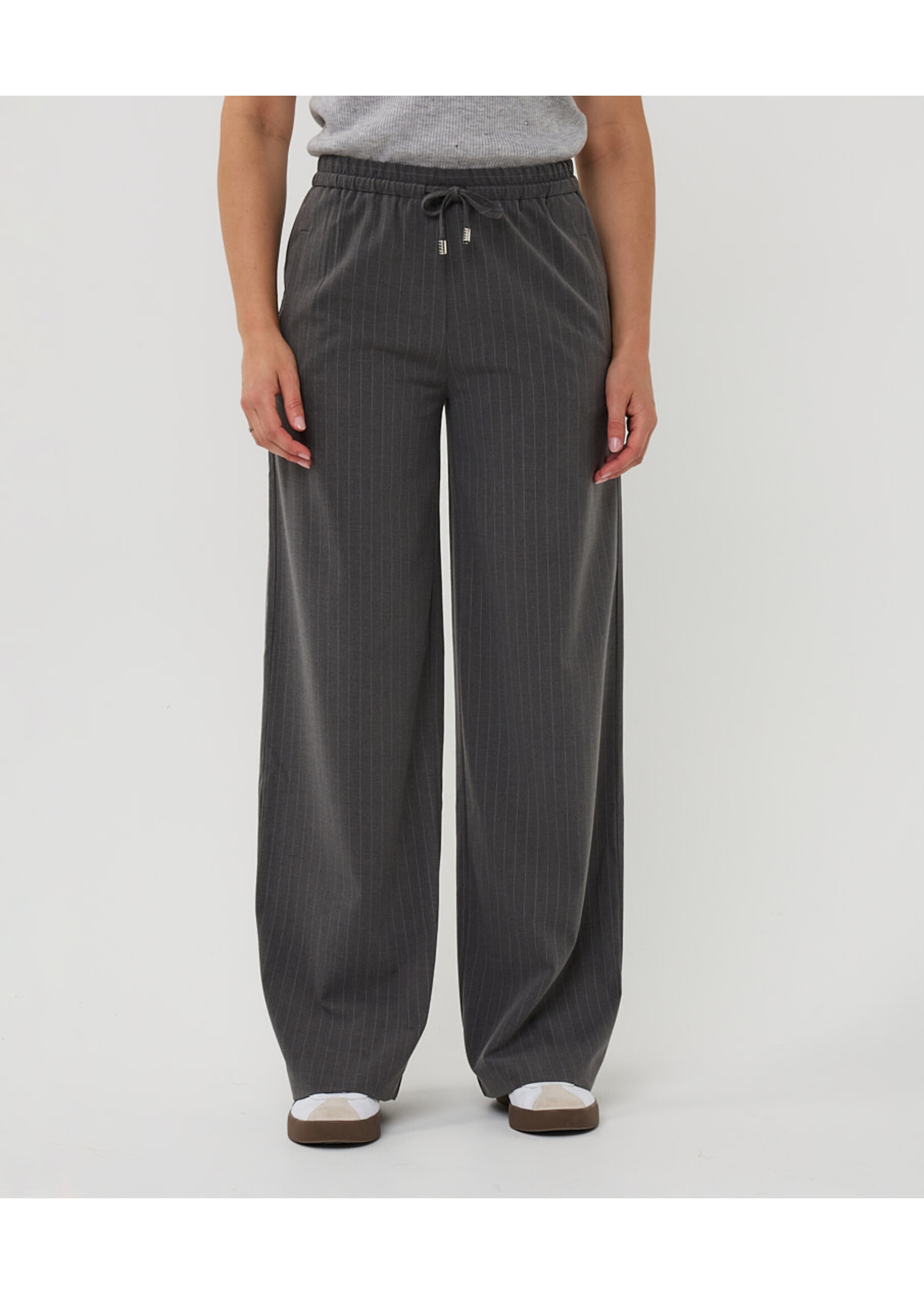 F25.10548 Trousers