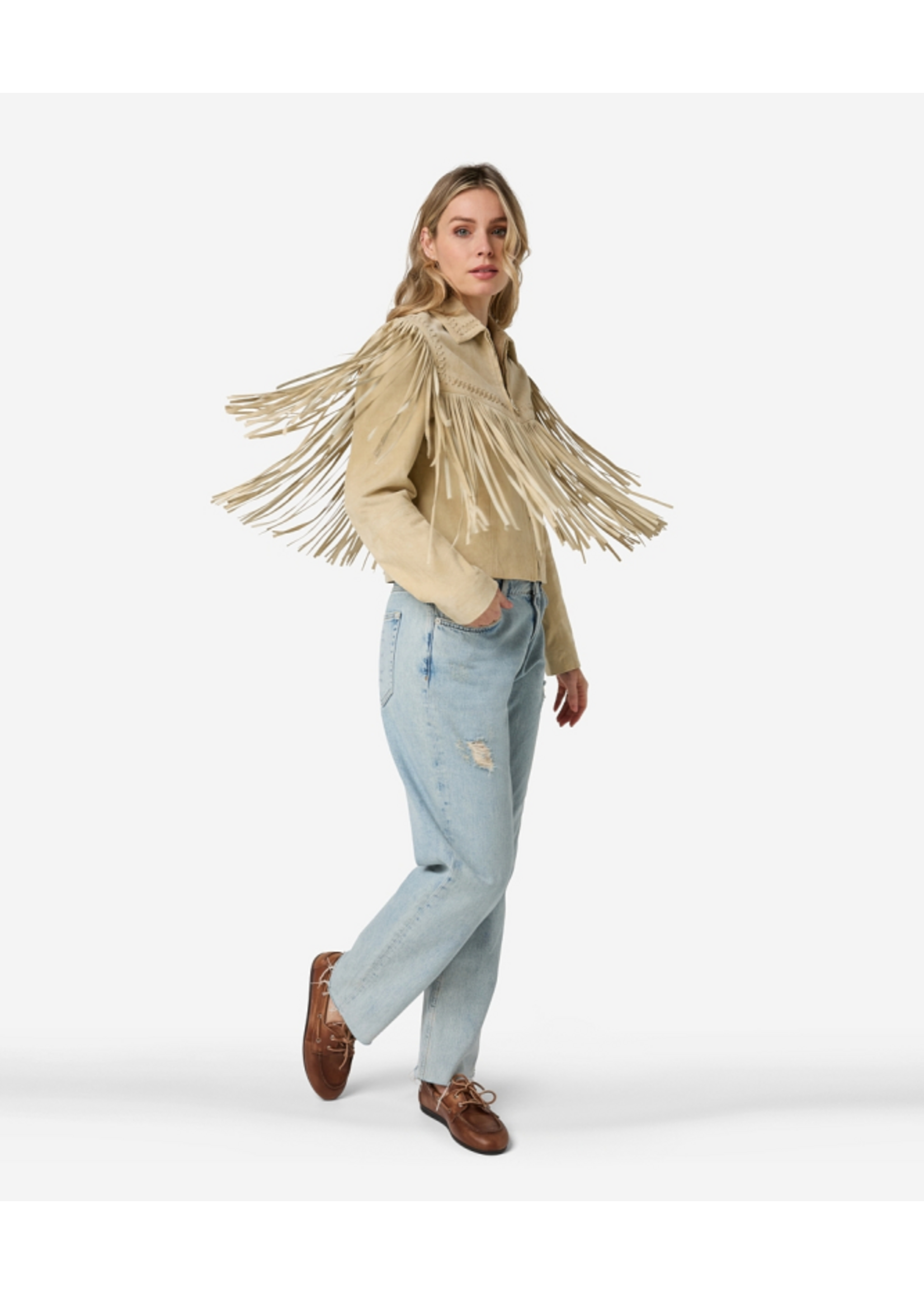 302620058 Jeeya Suede