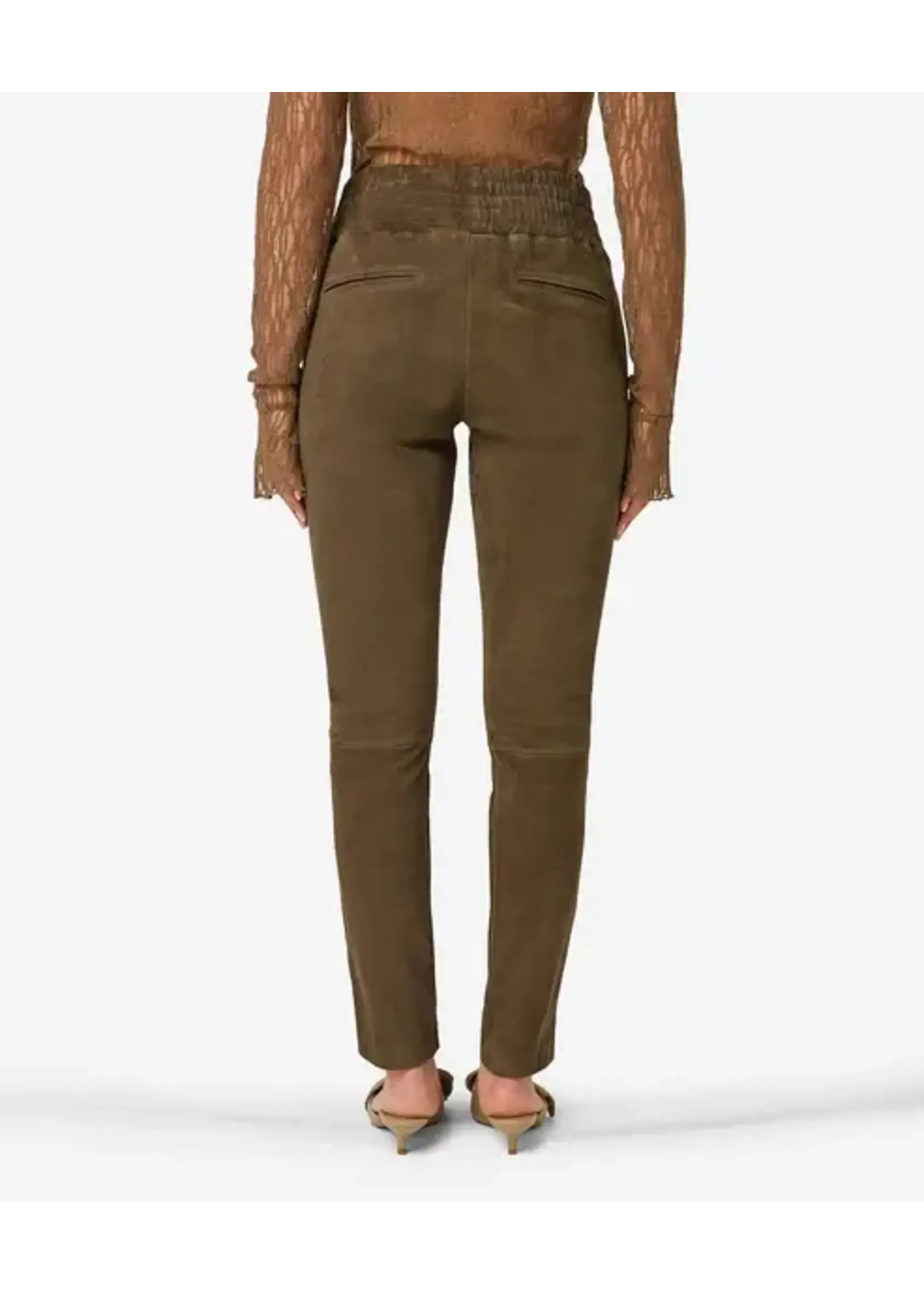 302640178 Colette Suede