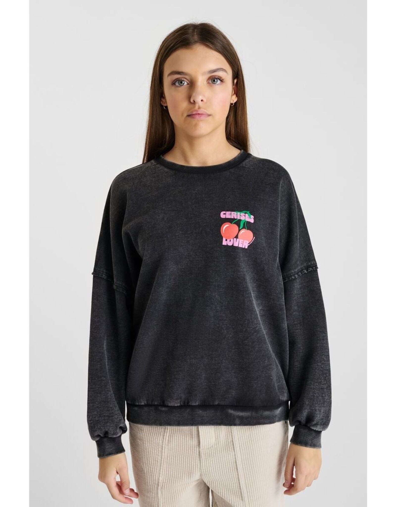 Le temps des cérises sweater Julesgi zwart cerises lover
