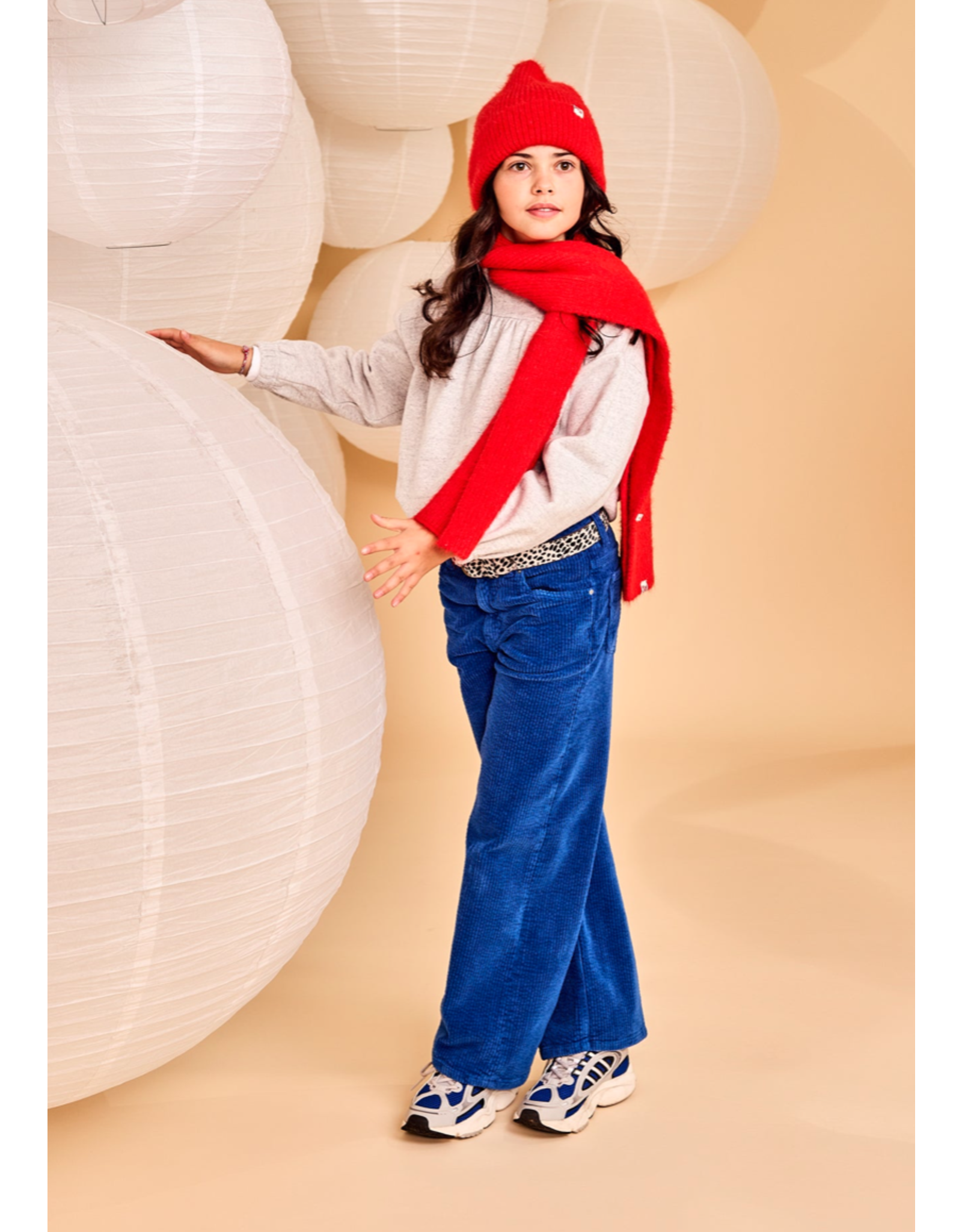 AO76 broek ribfluweel Zina bright blue