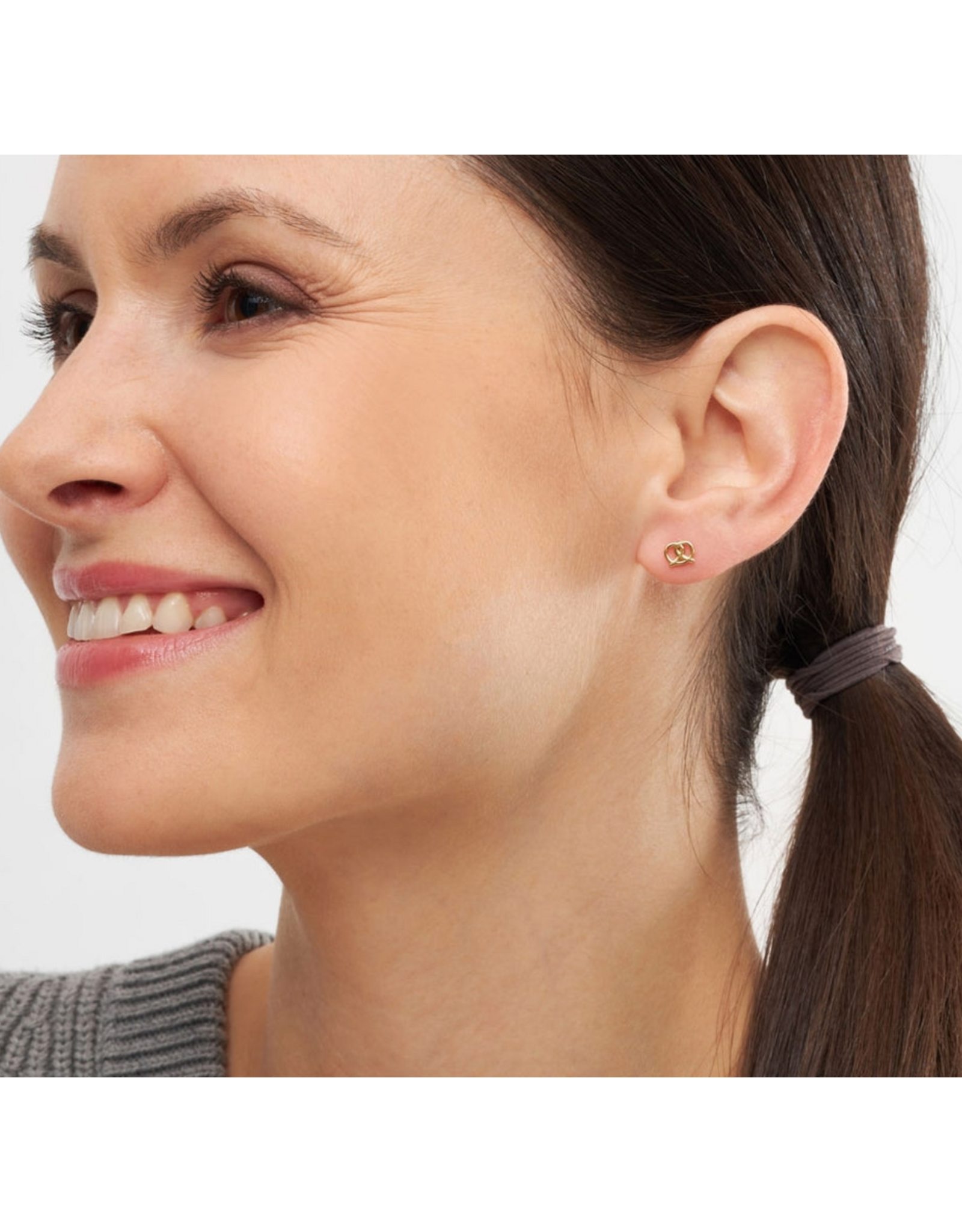 LULU Copenhagen pretzel gold