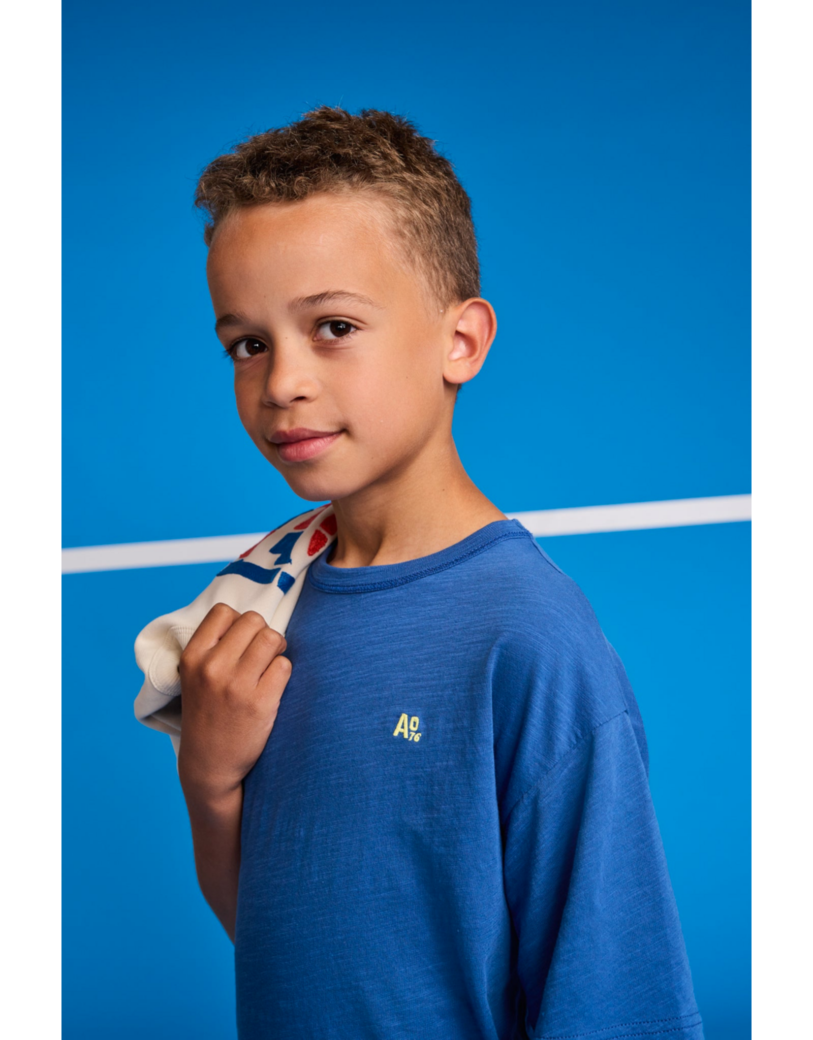 AO76 t-shirt silas logo cobalt blue