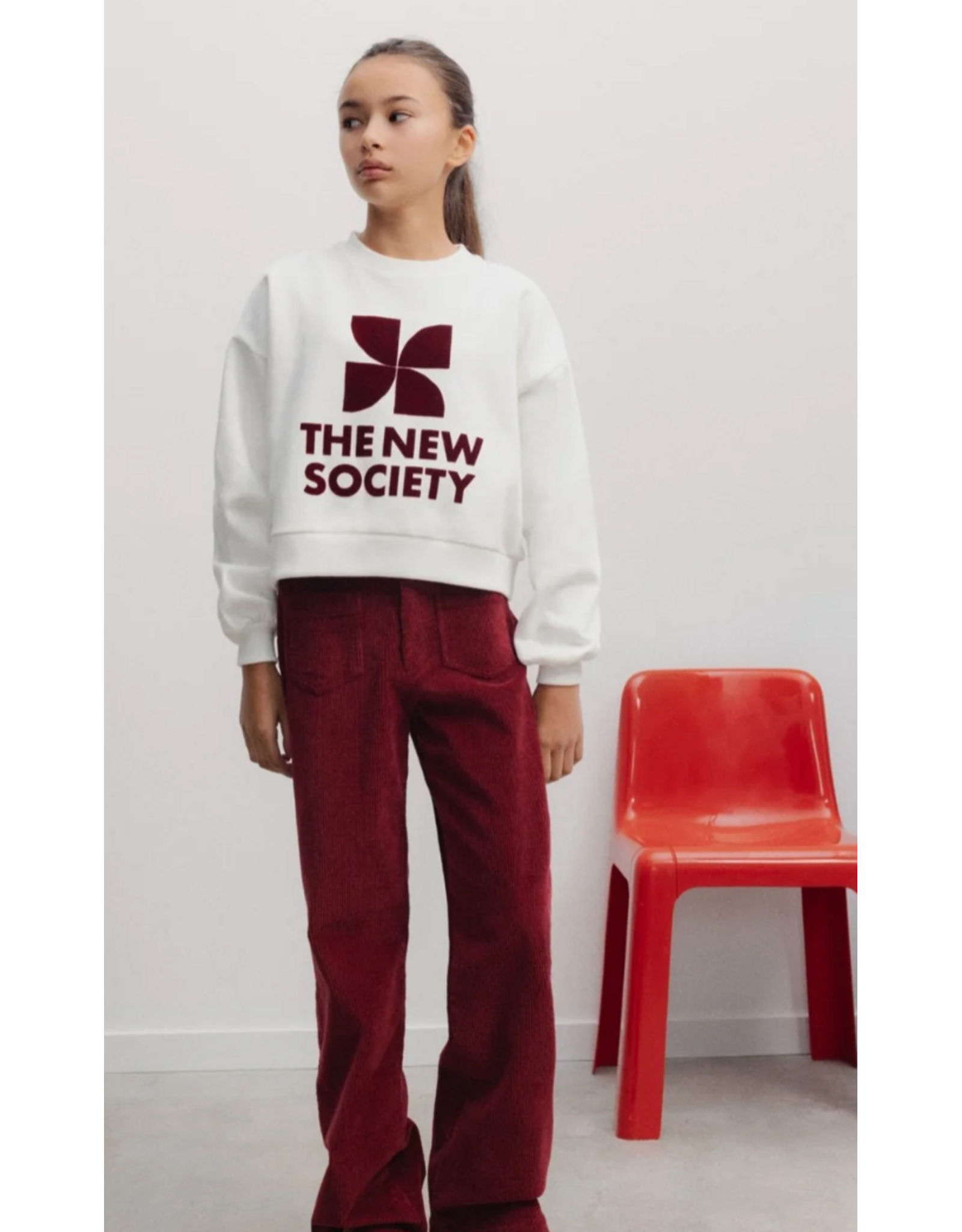the new society sweater wit logo bordeaux